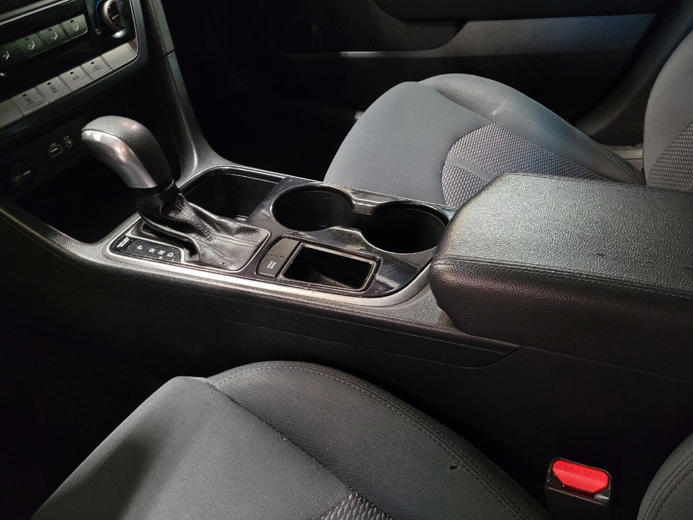 Used 2019 Hyundai Sonata SE FWD image 26