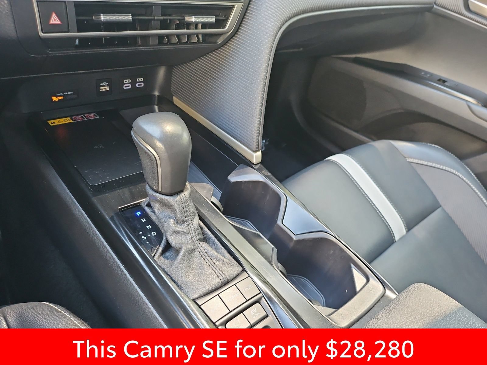 Used 2025 Toyota Camry SE FWD image 24
