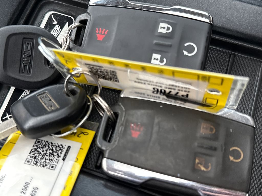 Used 2019 GMC Sierra 2500 Denali w/ Duramax Plus Package AWD/4WD image 23