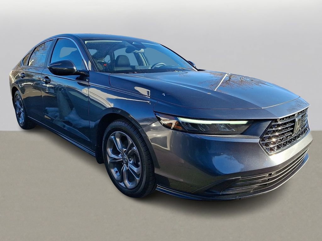Used 2023 Honda Accord LX image 2