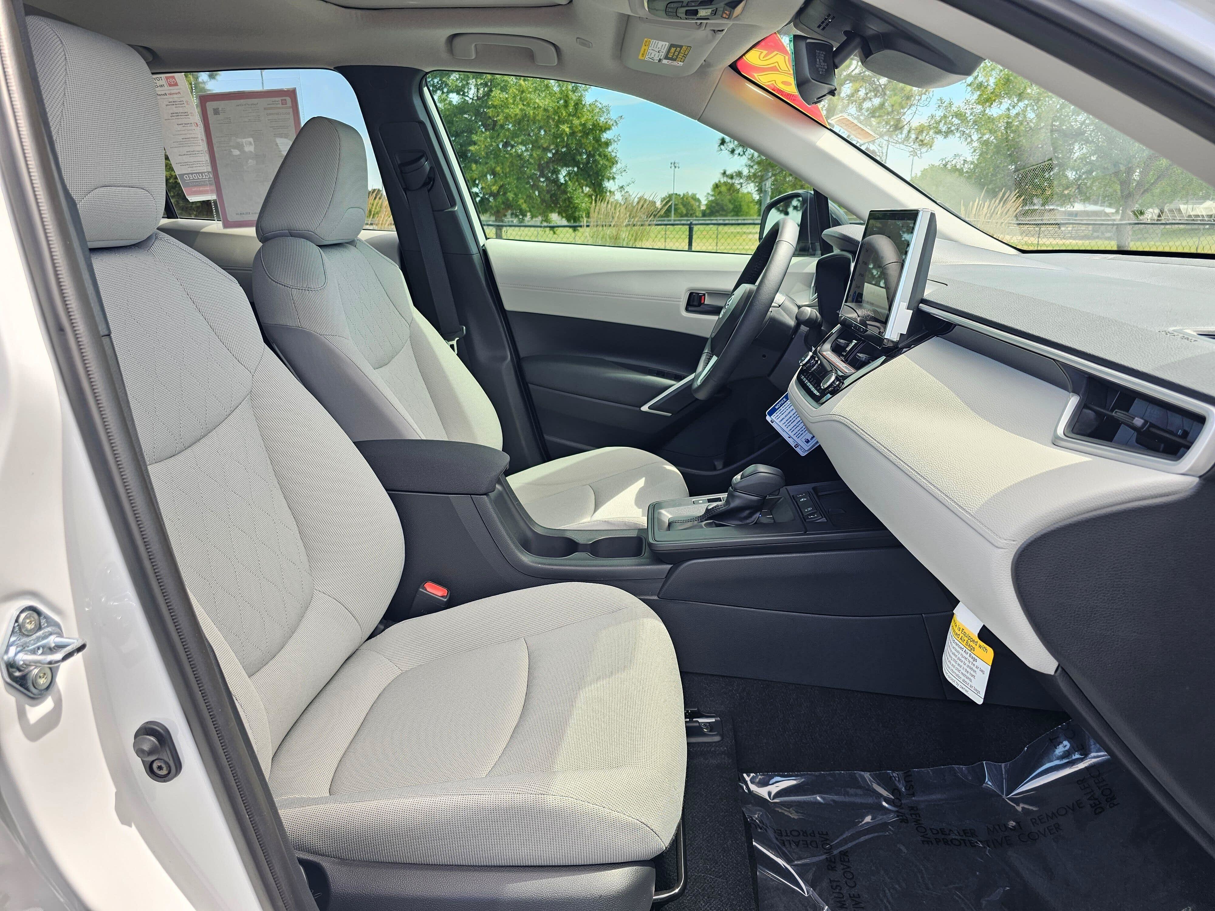 Used 2026 Toyota Corolla Cross LE w/ Moonroof Package AWD/4WD image 10