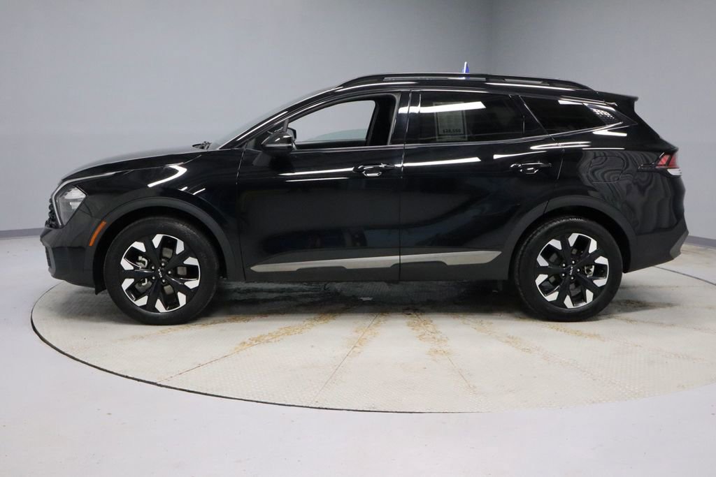 Used 2023 Kia Sportage X-Line AWD/4WD image 9