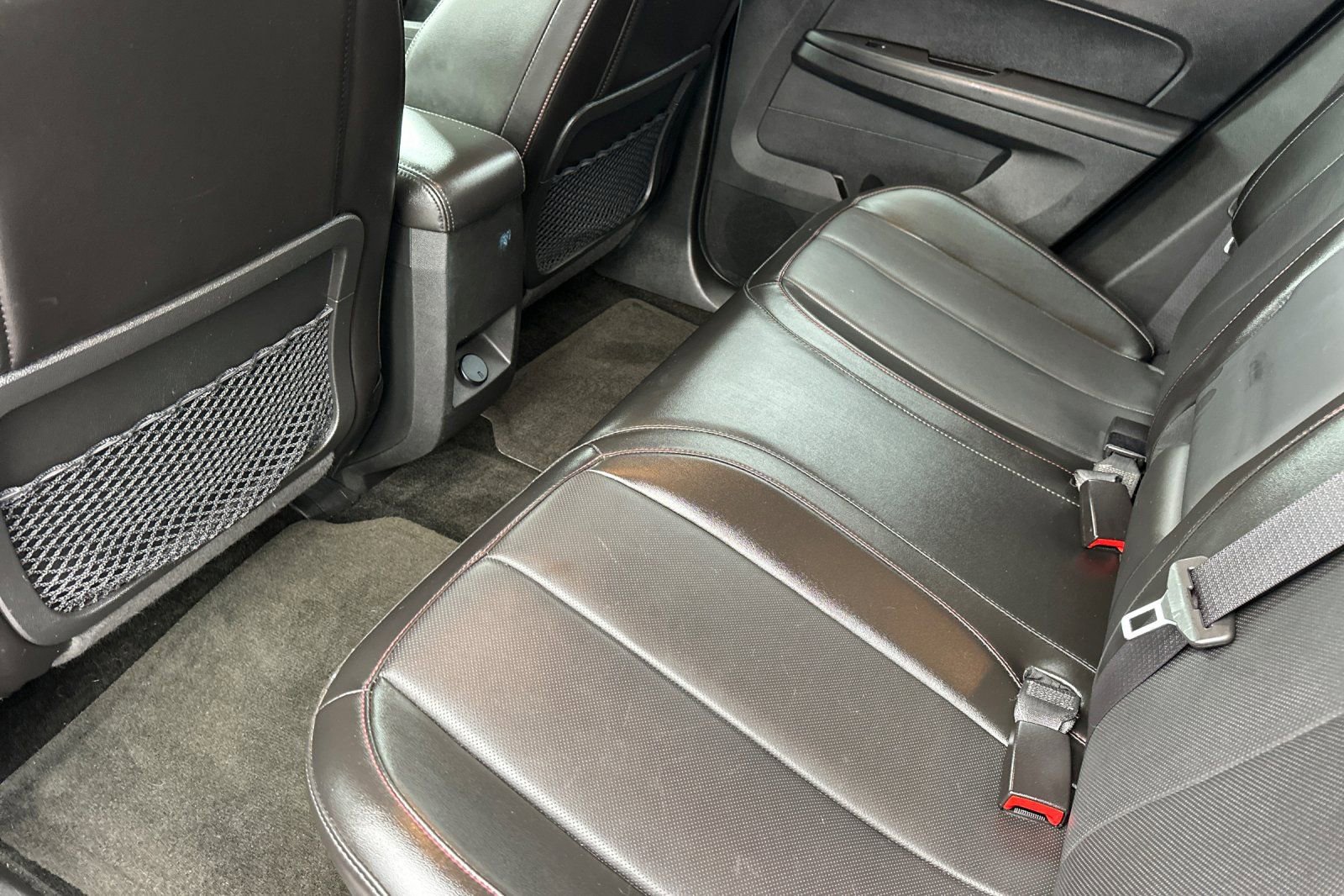 Used 2017 Chevrolet Equinox Premier w/ Enhanced Convenience Package image 12