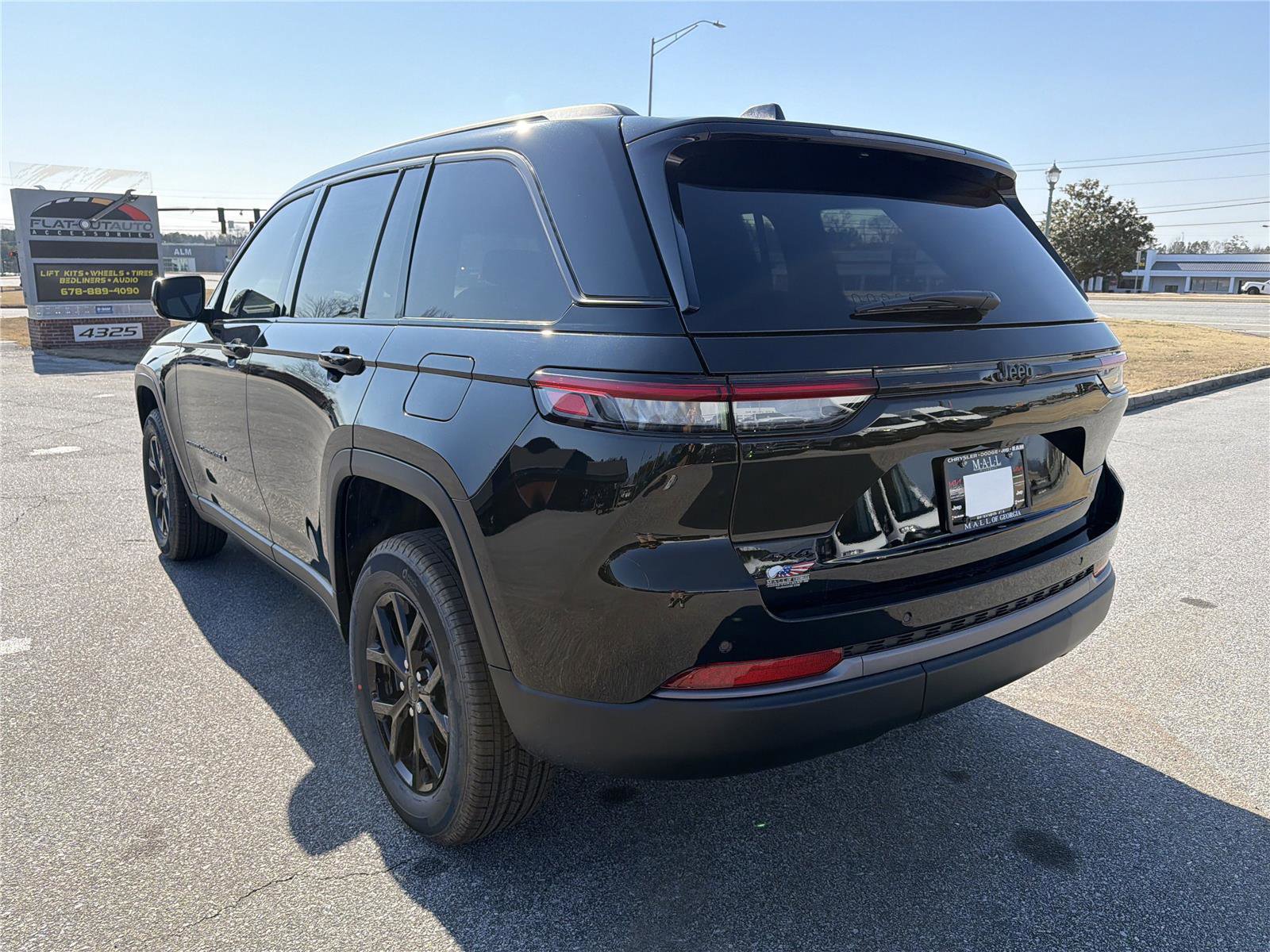 New 2026 Jeep Grand Cherokee Altitude AWD/4WD image 7