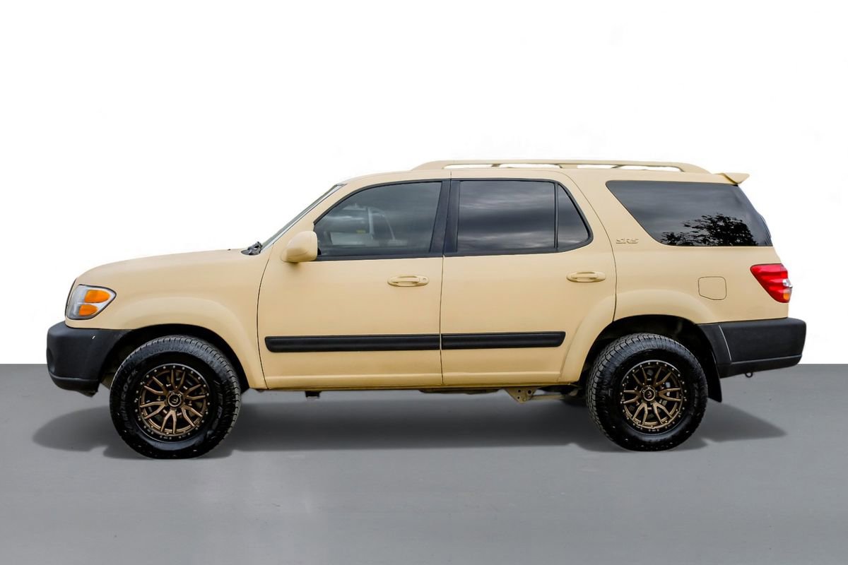 Used 2004 Toyota Sequoia SR5 image 9