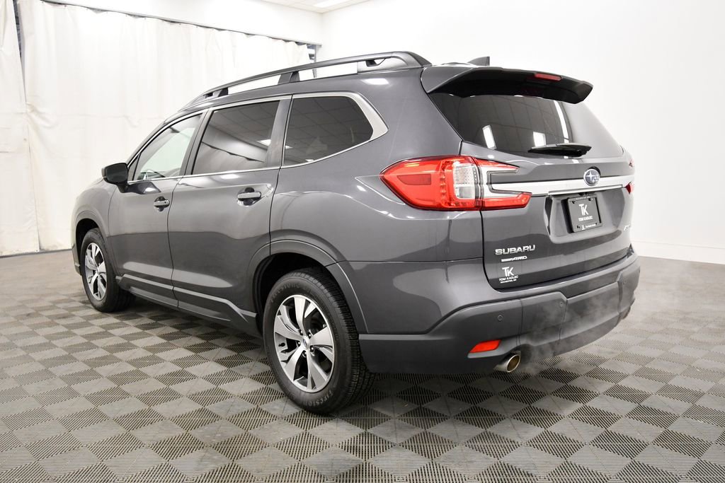 Used 2024 Subaru Ascent Premium w/ Convenience Package image 4