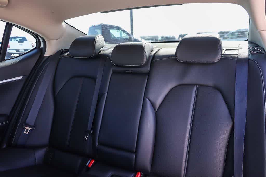 Used 2023 Genesis G70 2.0T AWD/4WD image 19