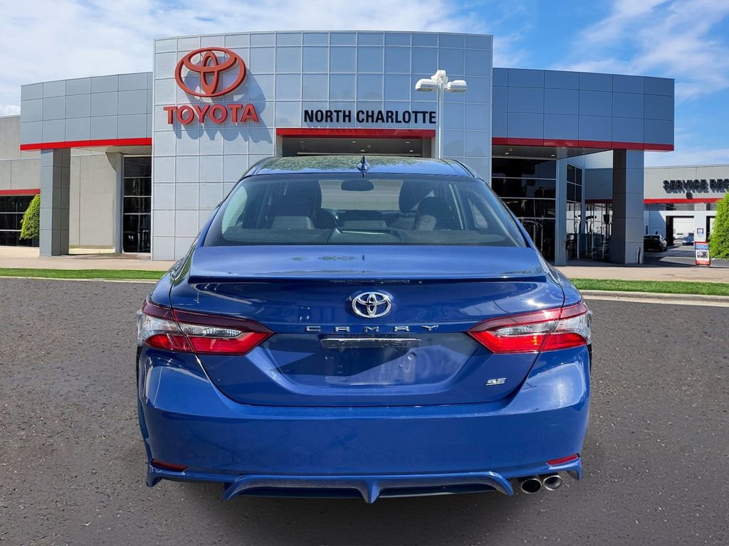 Used 2024 Toyota Camry SE w/ Convenience Package FWD image 9