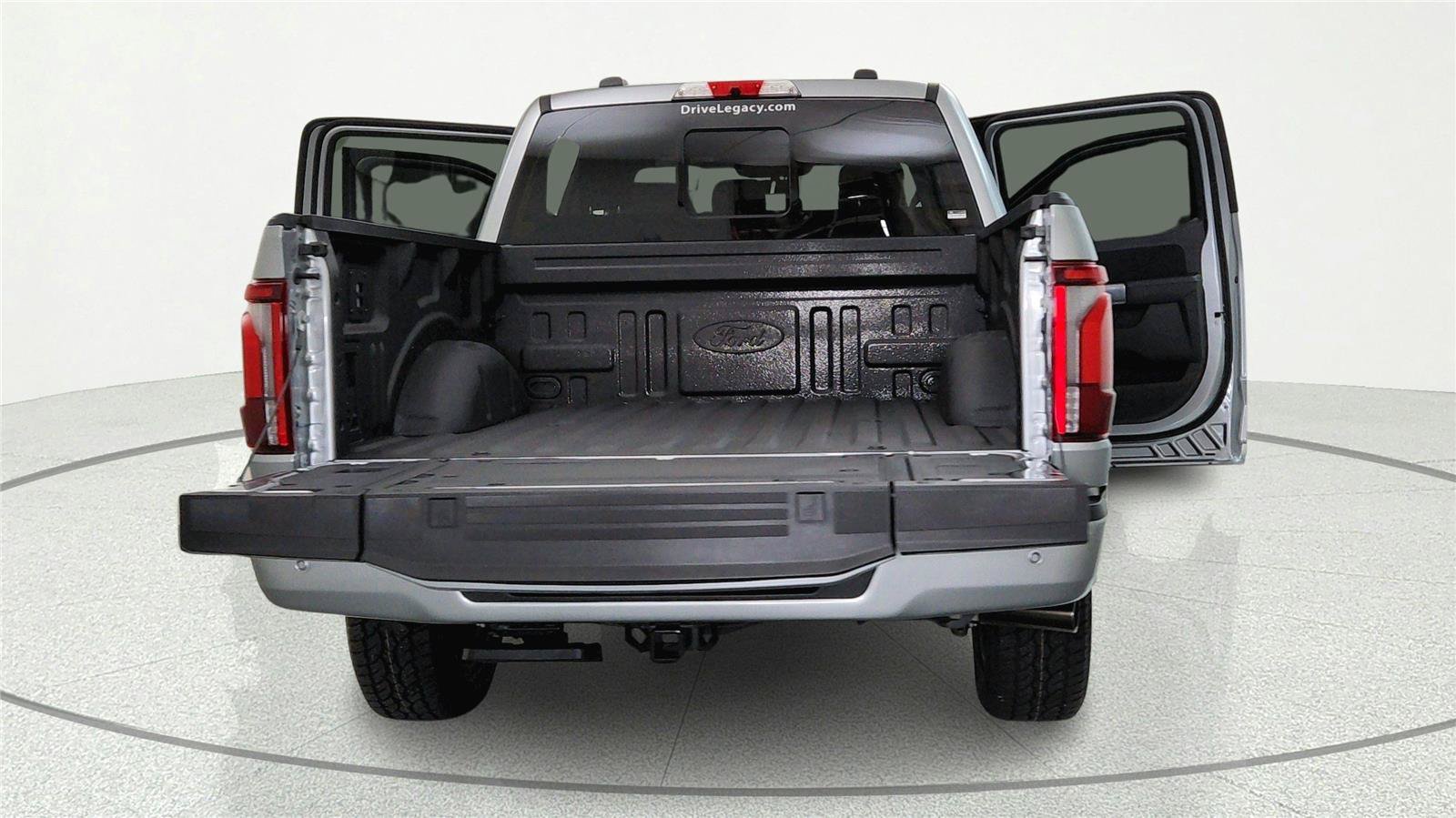 Used 2025 Ford F150 Platinum AWD/4WD image 7