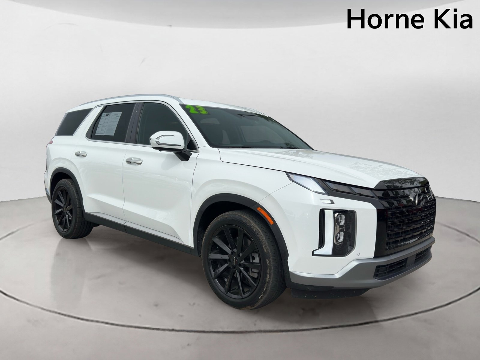 Used 2023 Hyundai Palisade Limited FWD image 2