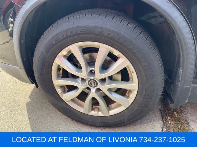 Used 2017 Nissan Rogue SV image 5