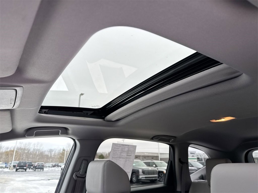 Used 2020 Honda CR-V Touring image 28