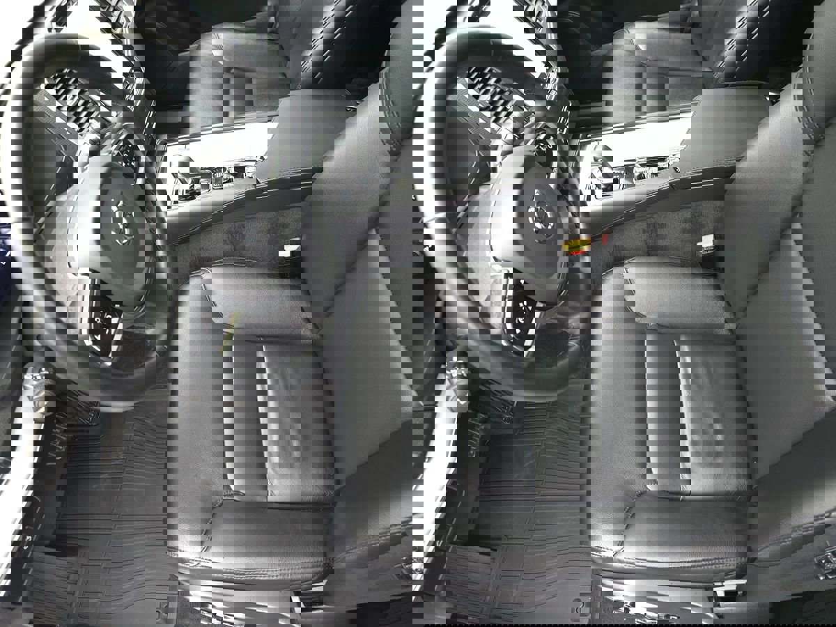 Used 2024 Volvo XC90 B5 Core w/ Climate Package image 12