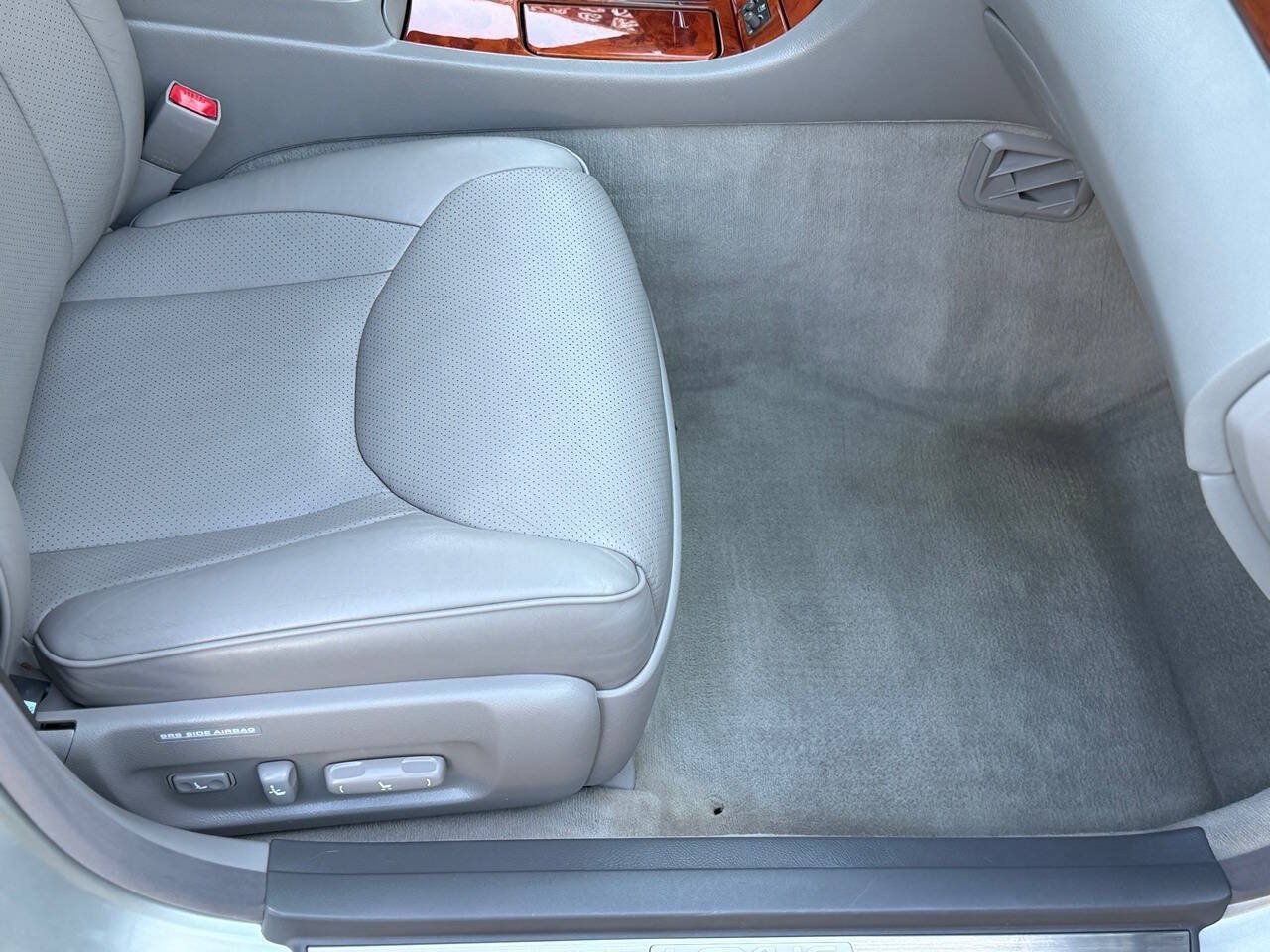 Used 2003 Lexus LS 430 RWD image 62