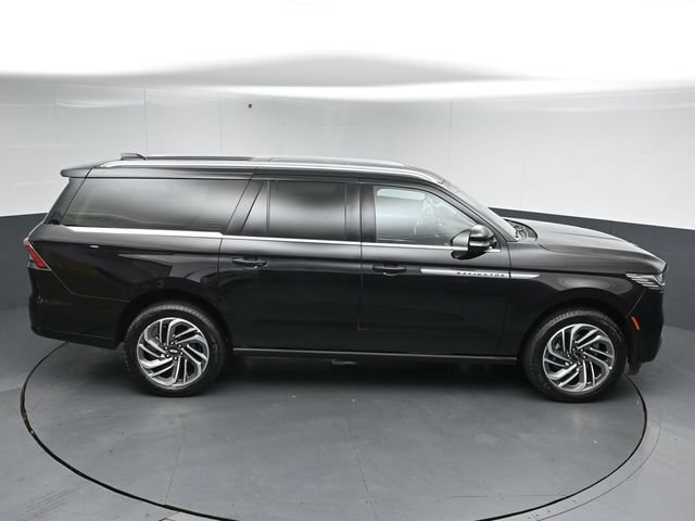 Certified 2025 Lincoln Navigator L Reserve AWD/4WD image 55