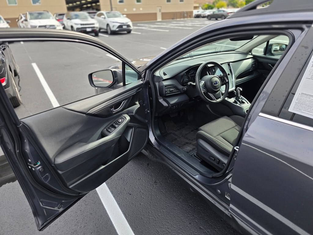 Used 2023 Subaru Outback Premium AWD/4WD image 38