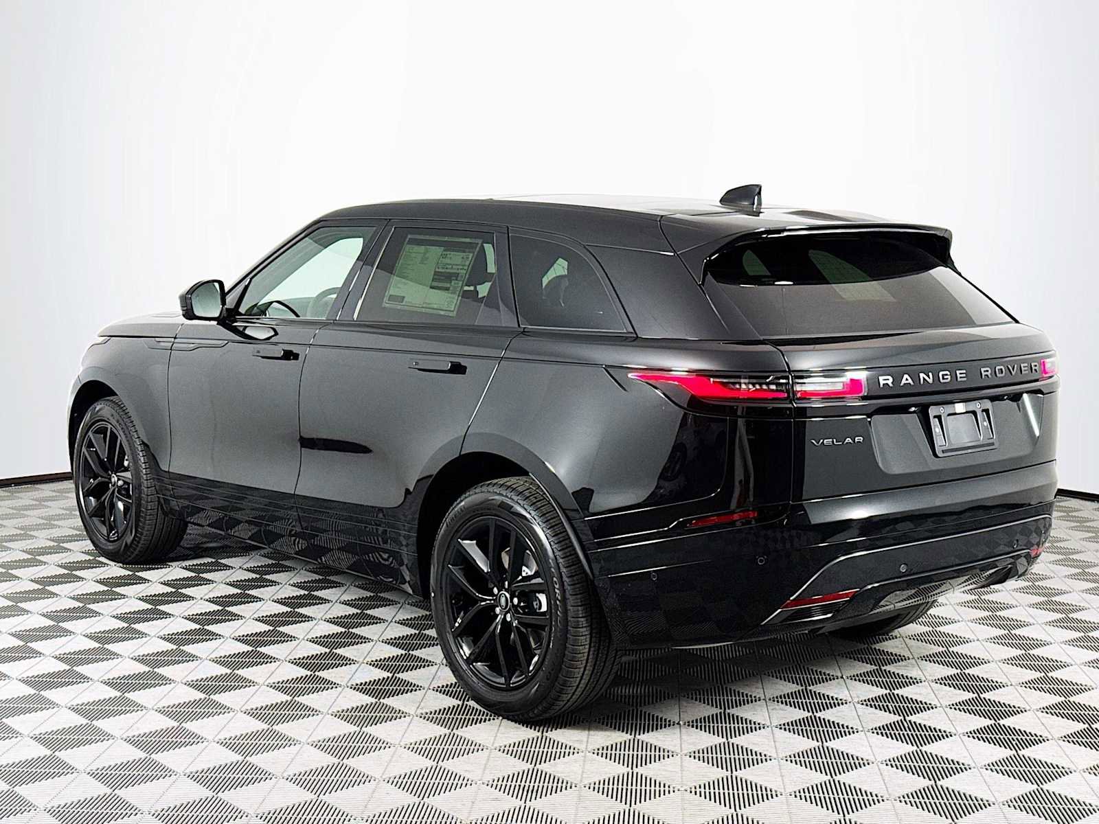 Used 2026 Land Rover Range Rover Velar Dynamic SE AWD/4WD image 7