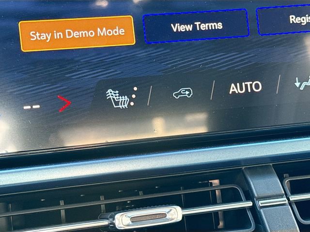 New 2026 Chevrolet Equinox EV LT FWD image 21