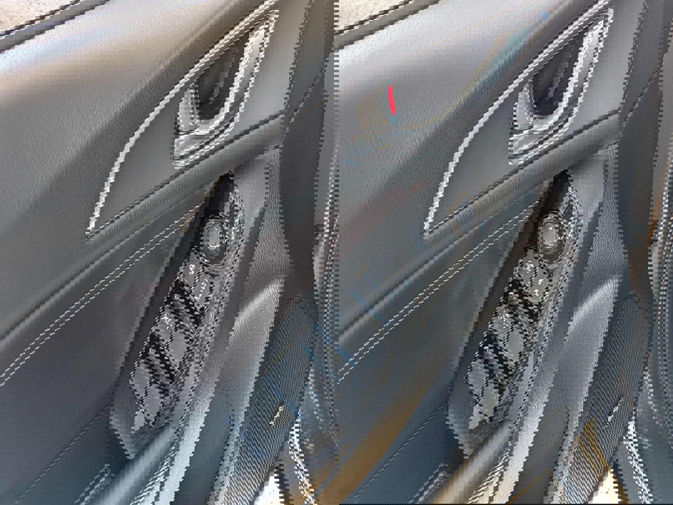 Used 2017 MAZDA MAZDA3 Grand Touring w/ Premium Equipment Package image 9