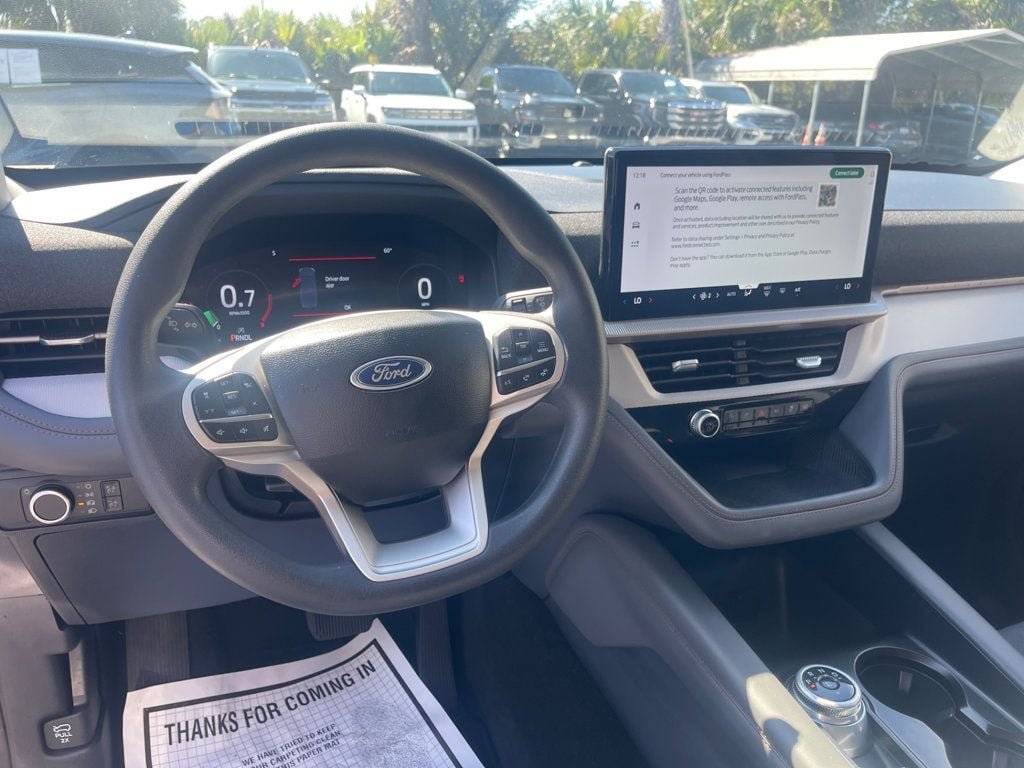 Used 2026 Ford Explorer Active RWD image 14