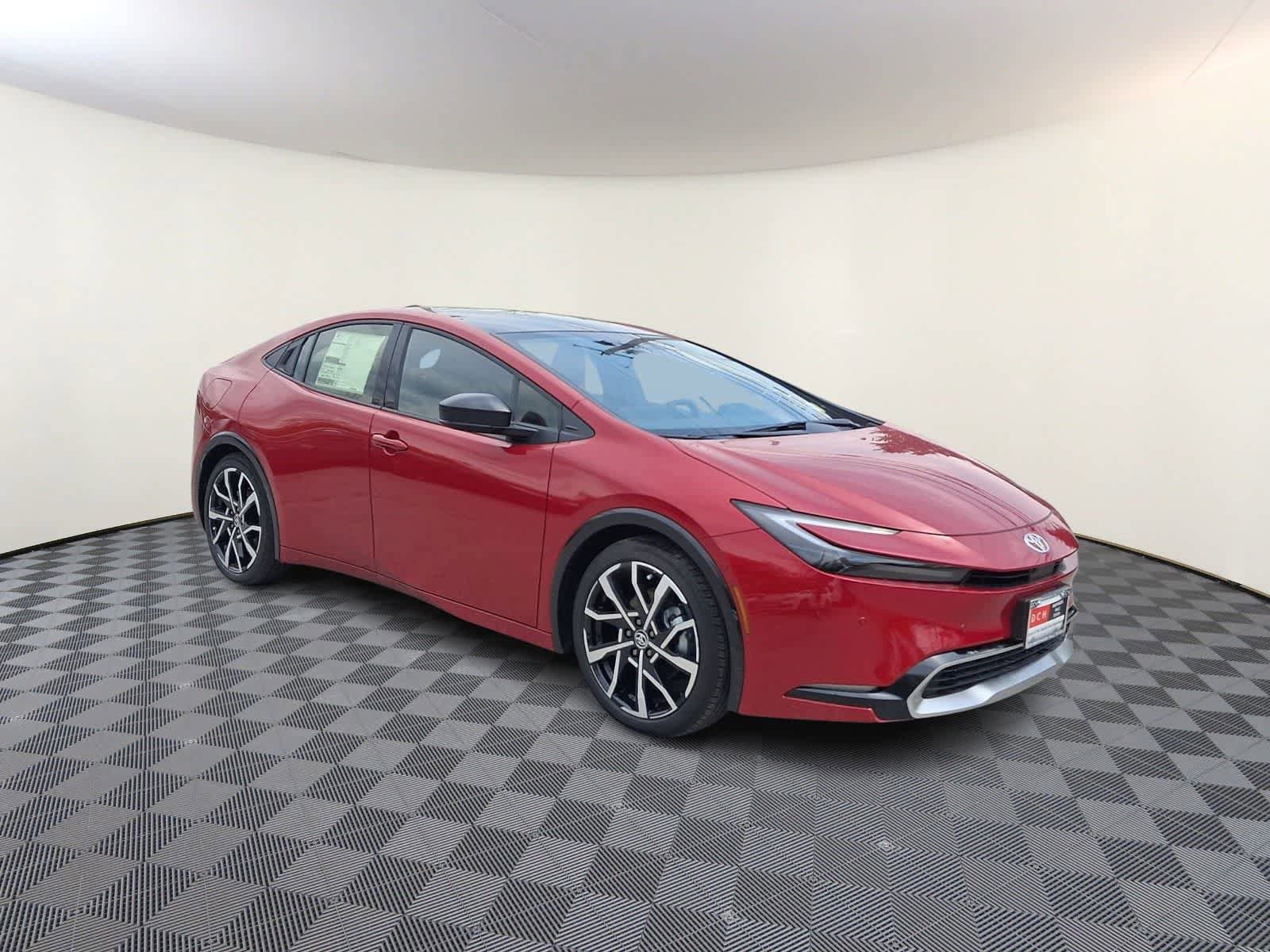 New 2026 Toyota Prius Plug-In Hybrid FWD image 3