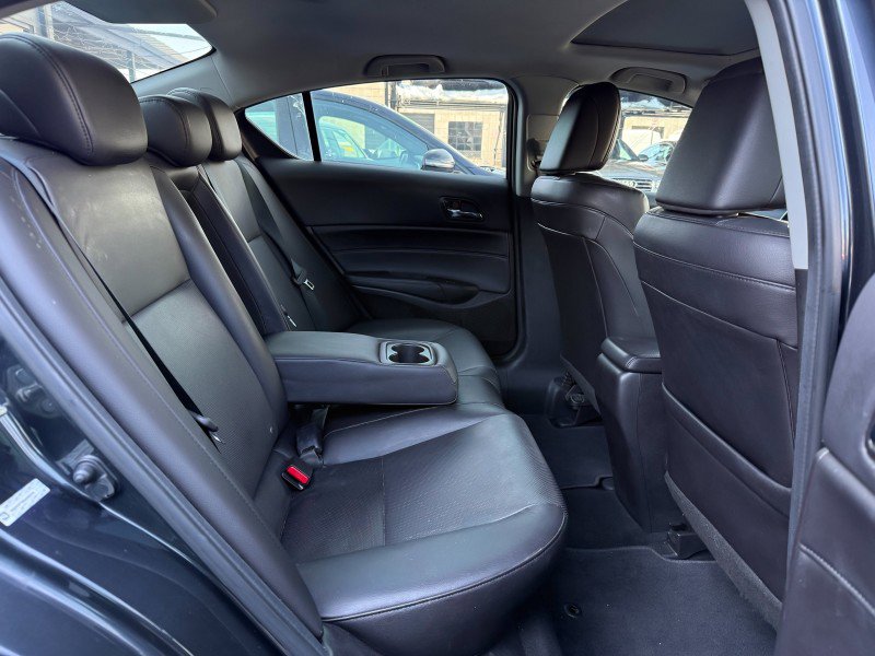 Used 2016 Acura ILX FWD with Premium Package image 31