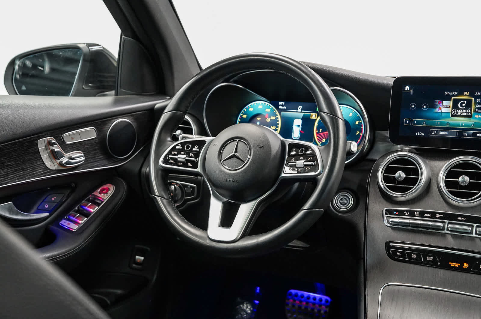 Used 2022 Mercedes-Benz GLC 300 4MATIC image 15