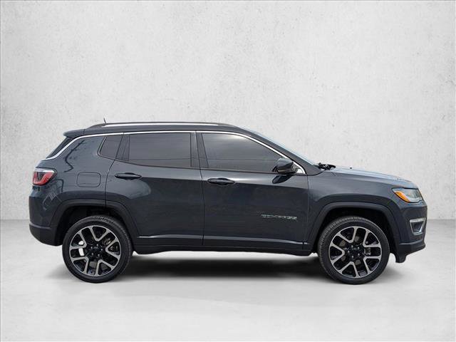 Used 2018 Jeep Compass Limited w/ Navigation Group image 4