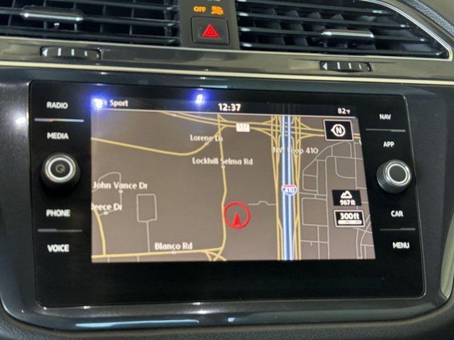 Used 2019 Volkswagen Tiguan SEL Premium R-Line AWD/4WD image 17