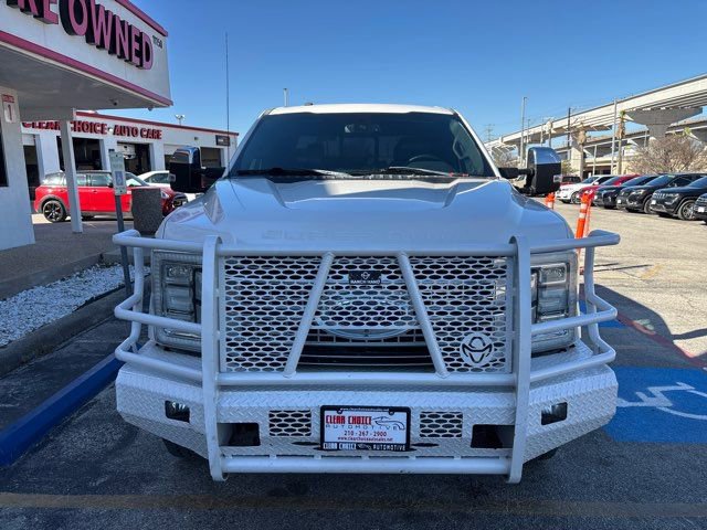 Used 2018 Ford F350 Platinum w/ Platinum Ultimate Package AWD/4WD image 2