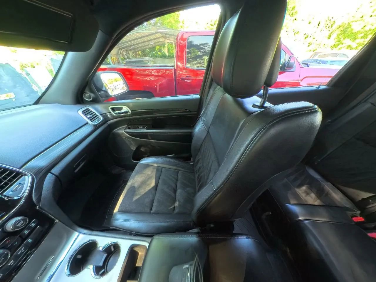 Used 2019 Jeep Grand Cherokee Altitude AWD/4WD image 27