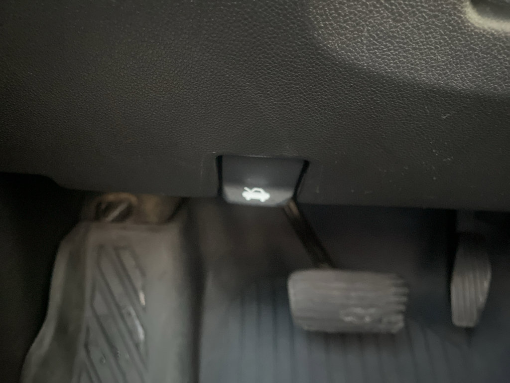 Used 2022 Chevrolet Silverado 1500 RST image 34