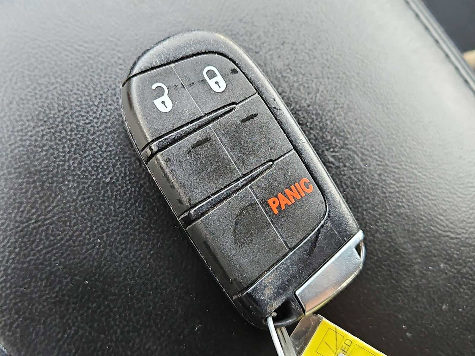 Used 2020 Jeep Grand Cherokee Laredo image 33