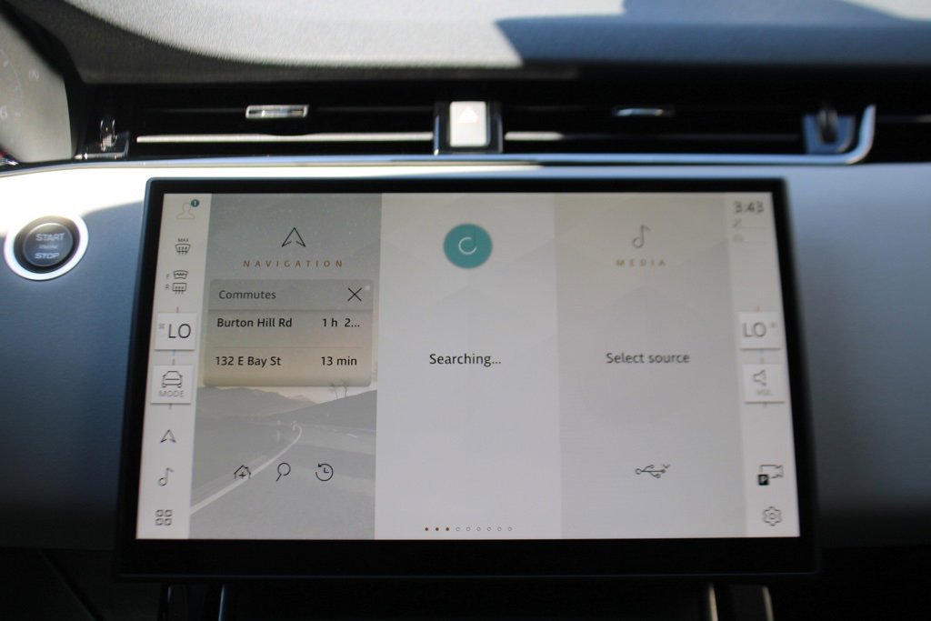 Used 2024 Land Rover Range Rover Evoque Dynamic SE image 16