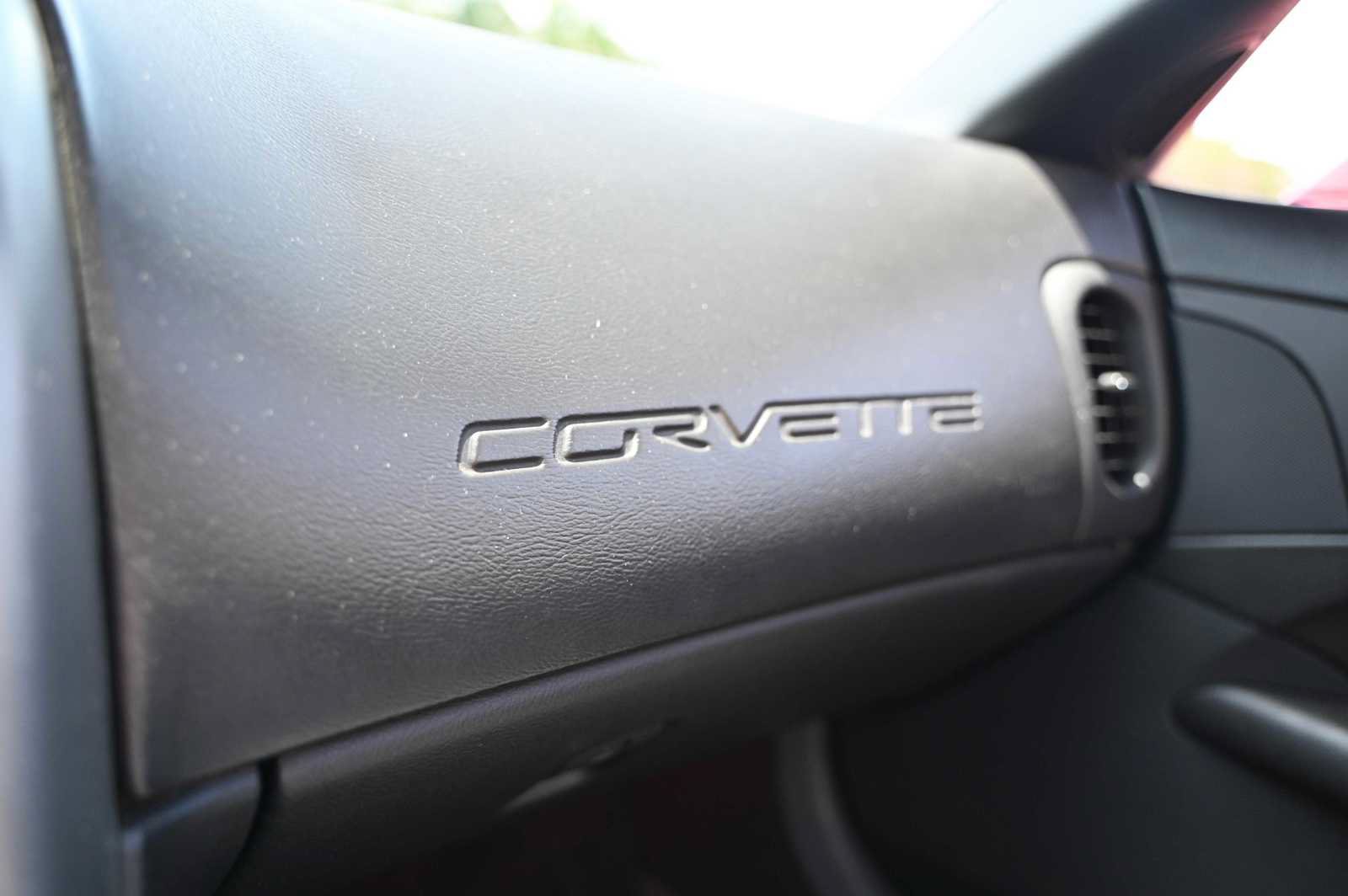 Used 2006 Chevrolet Corvette Convertible w/ Preferred Equipment Group RWD image 23