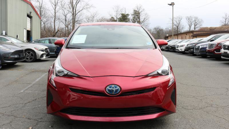 Used 2016 Toyota Prius Three w/ Advanced Technology Package image 2