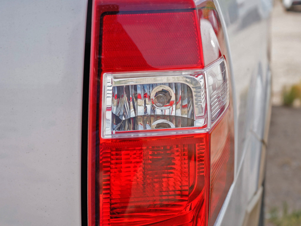 Used 2013 Ford Expedition EL King Ranch RWD image 12