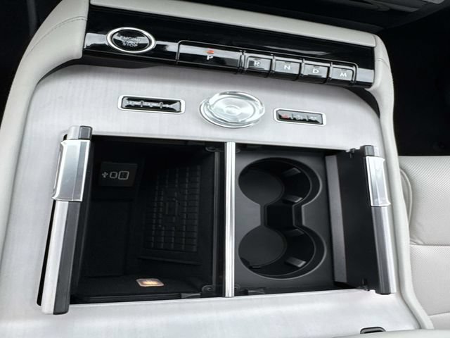 New 2026 Lincoln Navigator Reserve AWD/4WD image 23