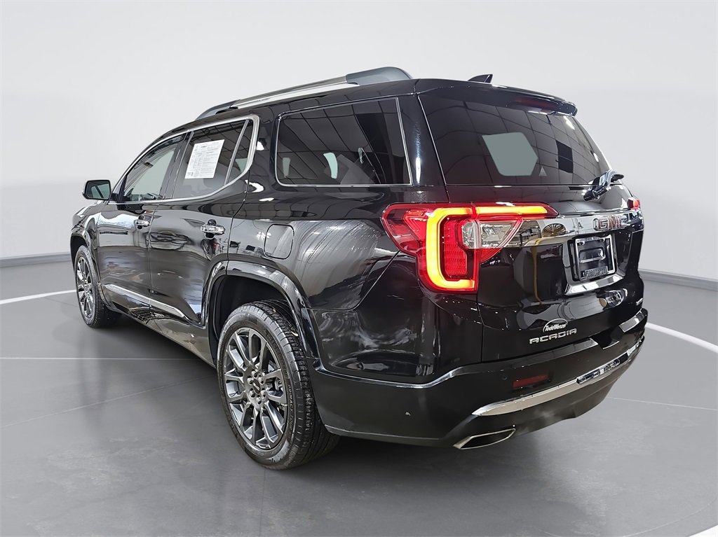 Used 2023 GMC Acadia Denali w/ Black Diamond Edition image 5
