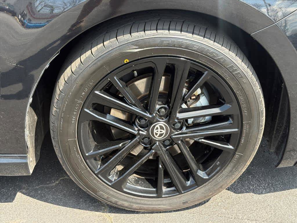 Used 2025 Toyota Camry SE image 32