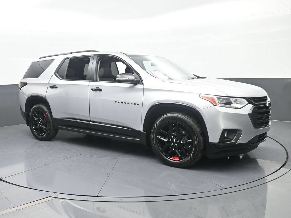 Used 2021 Chevrolet Traverse Premier w/ Redline Edition FWD image 8