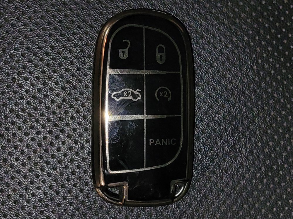 Used 2022 Jeep Cherokee Latitude Lux FWD image 32