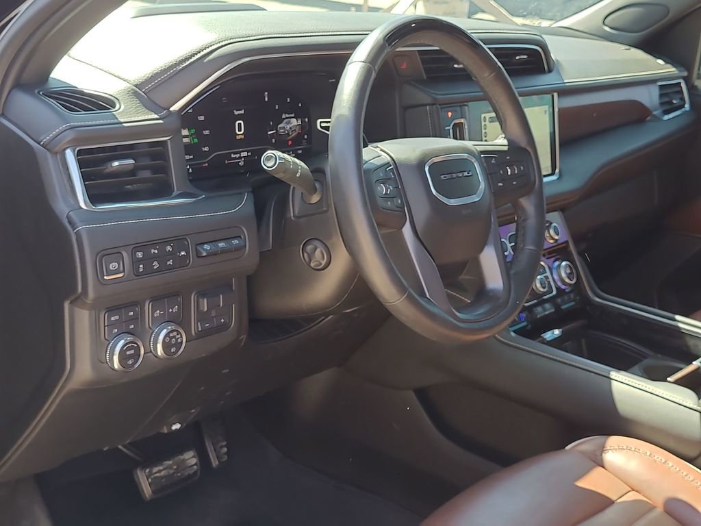 Certified 2024 GMC Yukon XL Denali Ultimate image 10