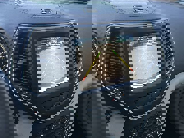 Used 2022 Jeep Cherokee Latitude Lux image 18