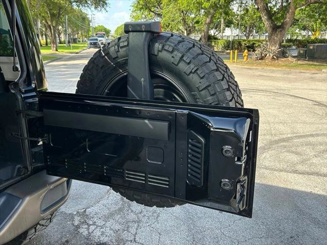 Certified 2017 Jeep Wrangler Unlimited Sahara AWD/4WD image 39