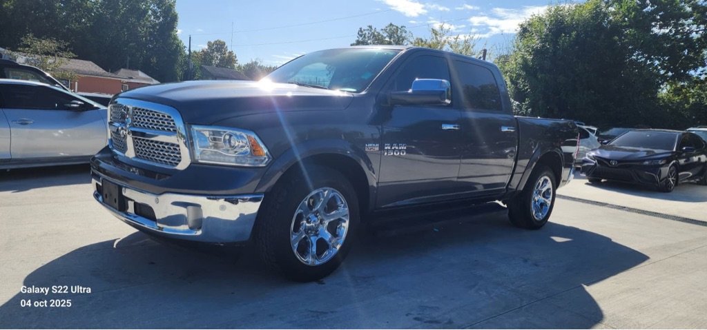 Used 2015 RAM 1500 Laramie w/ Convenience Group
