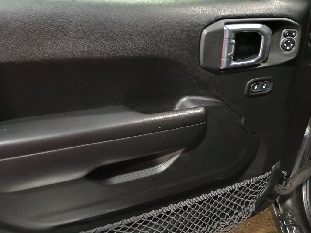 Used 2021 Jeep Wrangler Unlimited Sport image 10