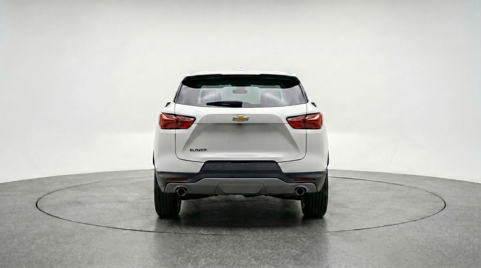 Used 2025 Chevrolet Blazer LT FWD image 7