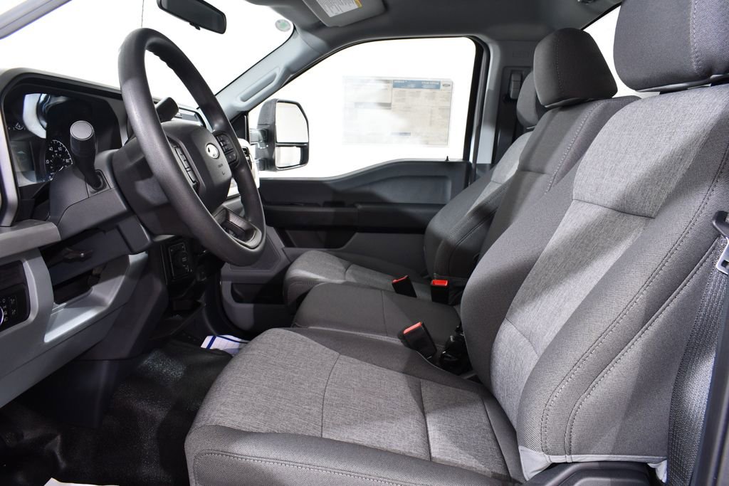 New 2025 Ford F550 4x4 Regular Cab Super Duty image 12