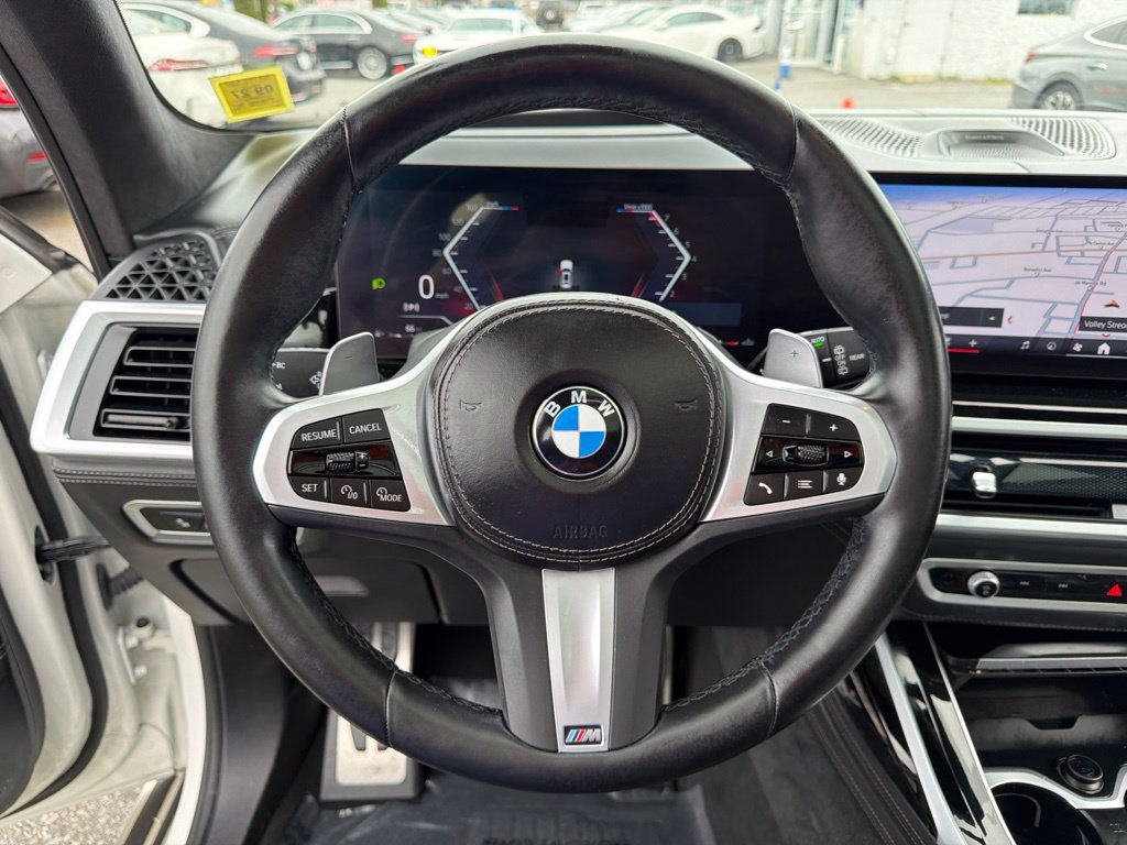 Used 2024 BMW X7 xDrive40i w/ Executive Package AWD/4WD image 47